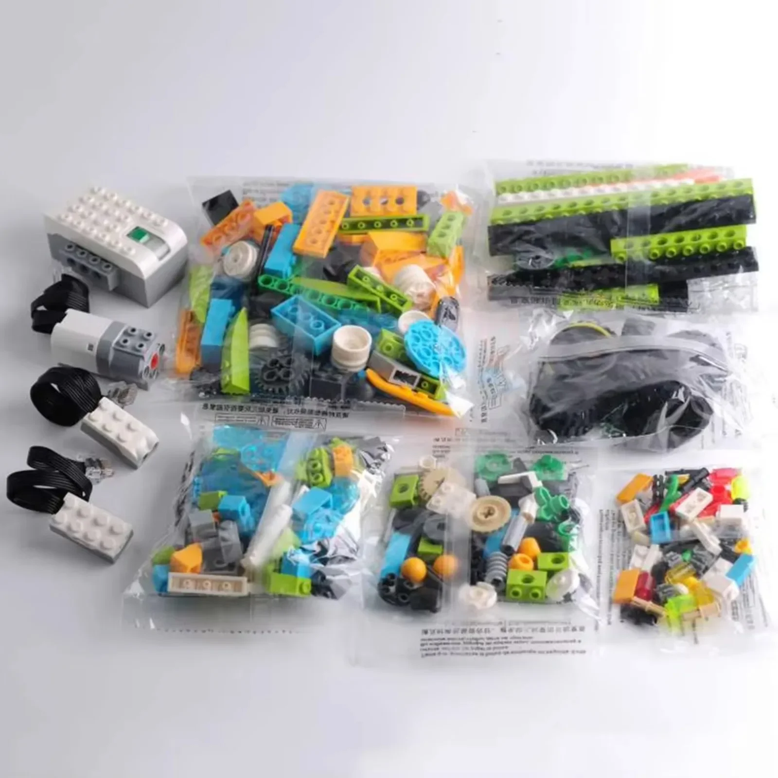 STEM We-do2.0 45300 Kit Pemrog - Lego Set Technic ulasan dan harga